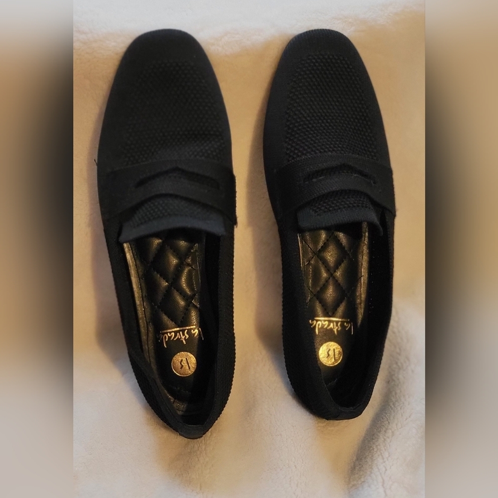 La Strada Black Slip-On Loafers with Quilted Interior SIZE 36
